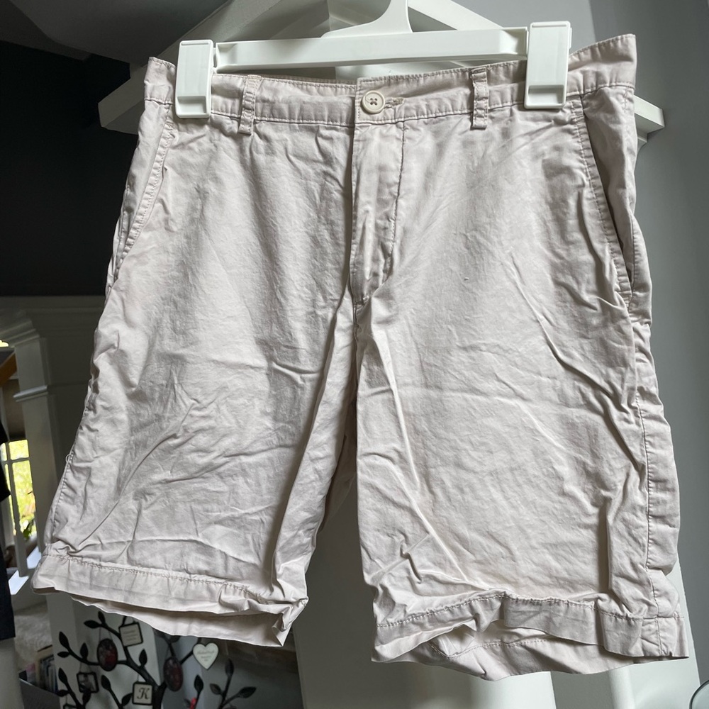 H&M men’s shorts waist size 30R in light tan